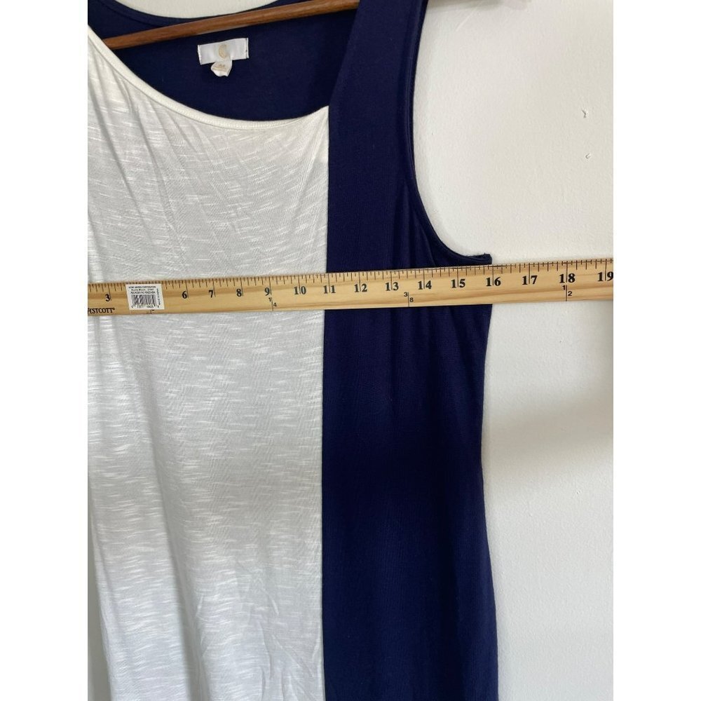 C Colorblock Relaxed Fit Tank in Cream Navy Blue Size Medium - Picture 3 of 5